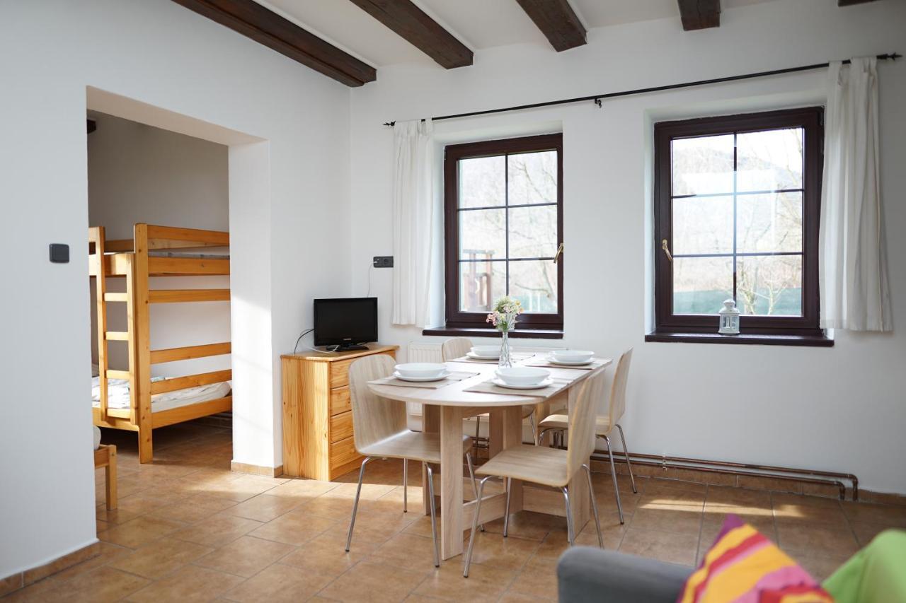 Apartmanove Ubytovani V Koutech Loučná nad Desnou エクステリア 写真